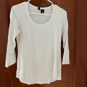 White long sleeve scoop neck tee